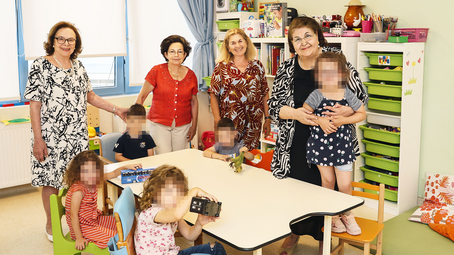Οι επίμονες Φίλες Εθελόντριες της οδού Κόνωνος